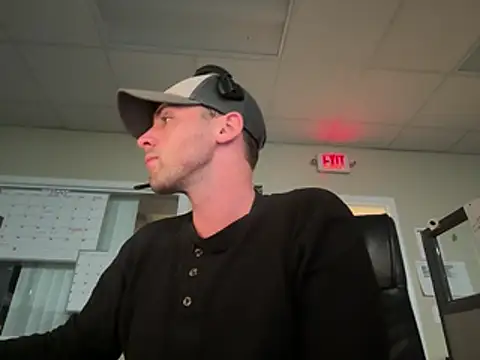 Snapshot of Graysontaylor@xh chatting on 05/03/26, 03:29 Graysontaylorxh online show from 05/03/26, 03:29