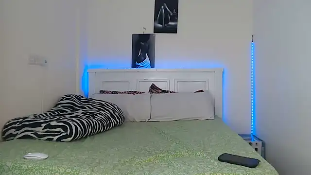 Snapshot of libra_goddess chatting on 04/10/26, 12:32 libra goddess online show from 04/10/26, 12:32