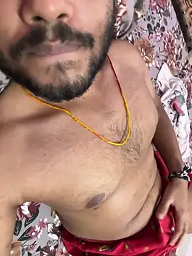 Snapshot of Cum_on_your_tityyy chatting on 04/23/26, 01:24 Cum on your tityyy online show from 04/23/26, 01:24