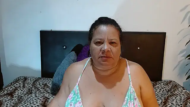 Shanttal0272 online show from 02/26/25, 05:20