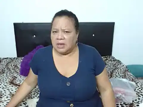 Shanttal0272 online show from 03/09/25, 05:22