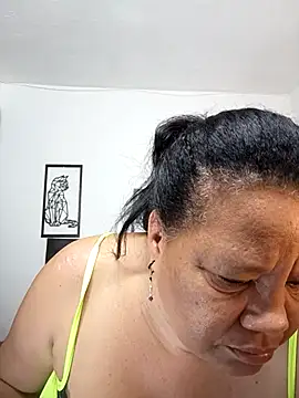 Shanttal0272 online show from 09/14/25, 12:26