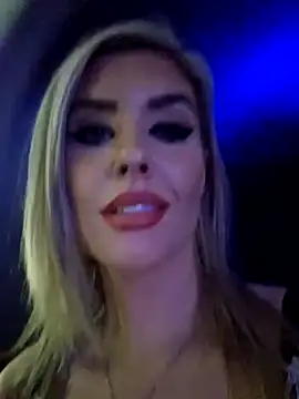 Snapshot of ellieconradxo chatting on 02/01/25, 04:46 ellieconradxo online show from 02/01/25, 04:46