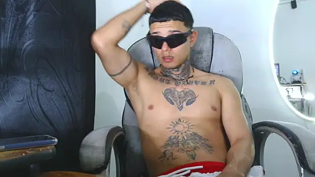 Skartoliver online show from 09/10/25, 02:55