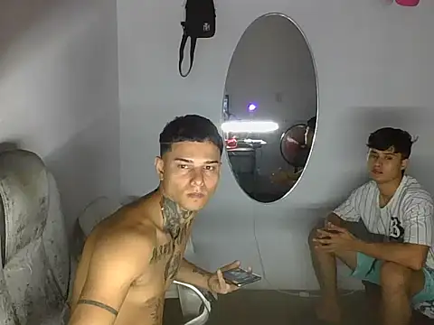 Skartoliver online show from 09/15/25, 04:34