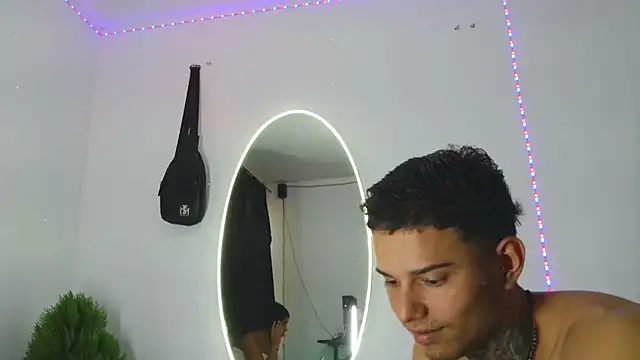 Skartoliver online show from 09/25/25, 09:51