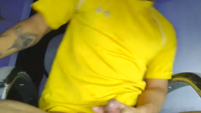 Skartoliver online show from 10/02/25, 12:23