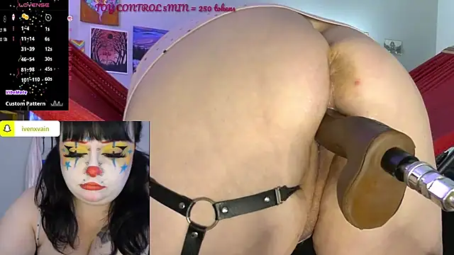 Snapshot of ivenxxxvain chatting on 11/27/25, 10:06 ivenxxxvain online show from 11/27/25, 10:06