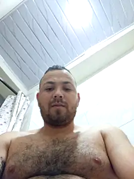 Snapshot of andres--z chatting on 03/20/26, 05:12 andres--z online show from 03/20/26, 05:12