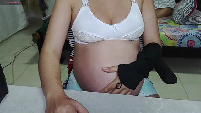 Snapshot of umarany chatting on 12/29/24, 12:12 umarany online show from 12/29/24, 12:12