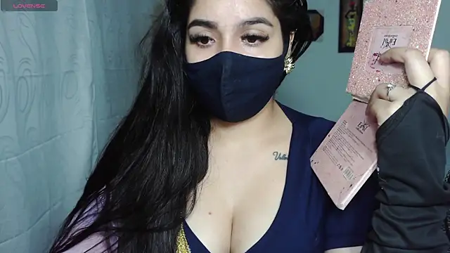 Snapshot of umarany chatting on 09/15/25, 01:44 umarany online show from 09/15/25, 01:44