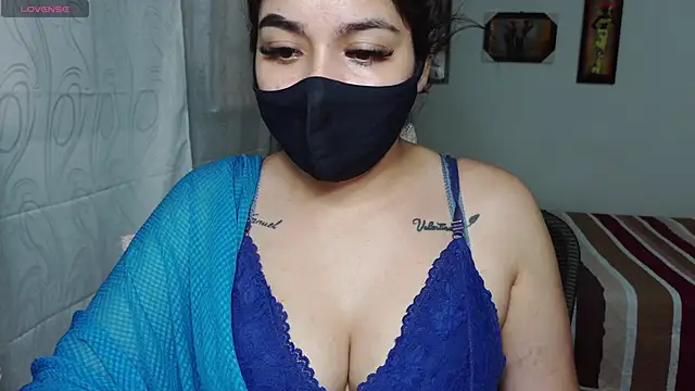 Snapshot of umarany chatting on 09/28/25, 02:00 umarany online show from 09/28/25, 02:00