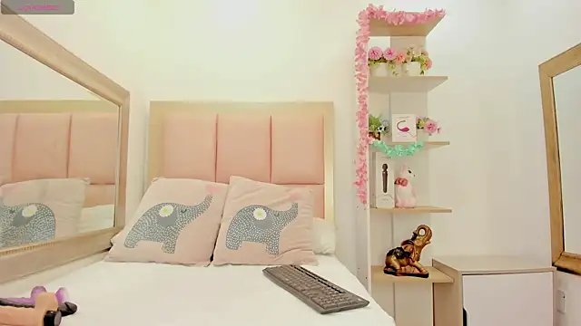 Keyla Brooks online show from 01/19/25, 07:26