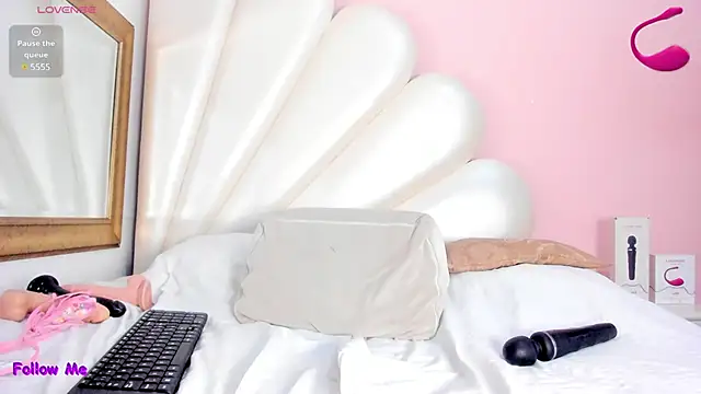 Keyla Brooks online show from 02/22/25, 01:00