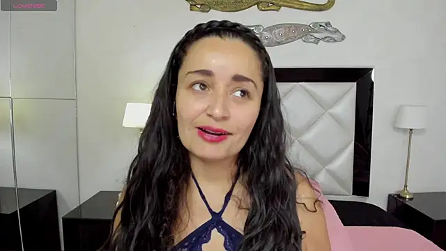  luna  sweet  online show from 02/07/25, 06:45