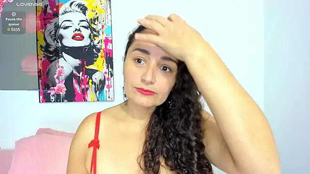  luna  sweet  online show from 03/18/25, 06:48