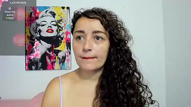  luna  sweet  online show from 03/20/25, 11:05