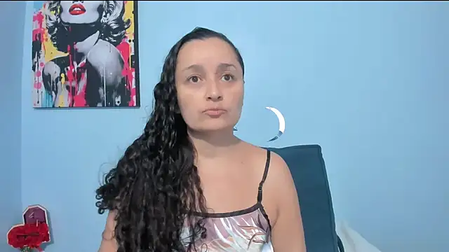 Snapshot of _luna__sweet_ chatting on 05/09/26, 01:33 luna sweet online show from 05/09/26, 01:33