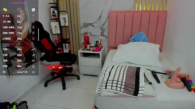 CATIAJONES online show from 06/24/26, 07:02