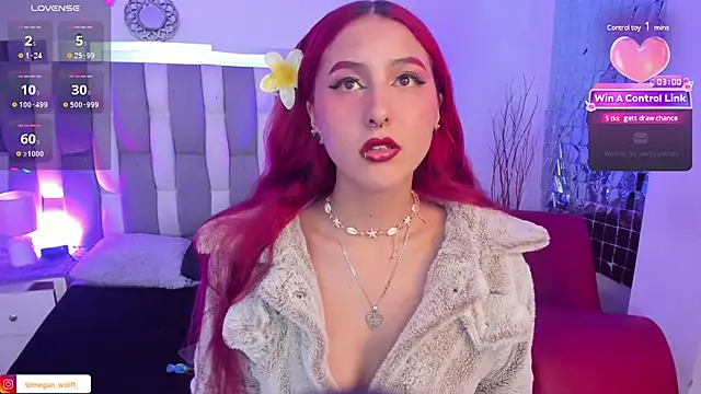 Megan wolf1  online show from 03/21/25, 09:01