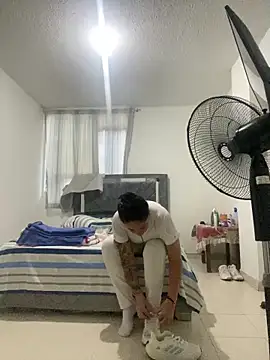 Snapshot of nurse_desi_sexlove chatting on 12/18/25, 11:16 nurse desi sexlove online show from 12/18/25, 11:16