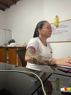 Snapshot of nurse_desi_sexlove chatting on 03/31/26, 04:35 nurse desi sexlove online show from 03/31/26, 04:35