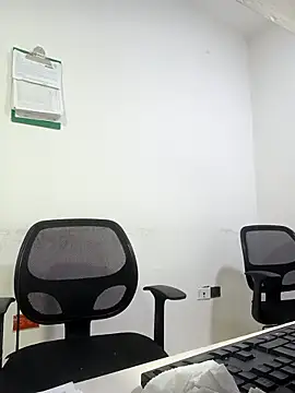 Snapshot of nurse_desi_sexlove chatting on 04/08/26, 02:00 nurse desi sexlove online show from 04/08/26, 02:00