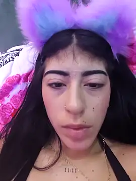 chaymae nah  online show from 03/28/26, 09:42