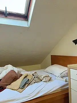 rafamarianoofc online show from 12/22/25, 11:18