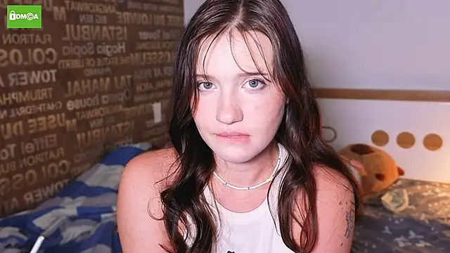 HanahCute online show from 09/13/25, 01:38