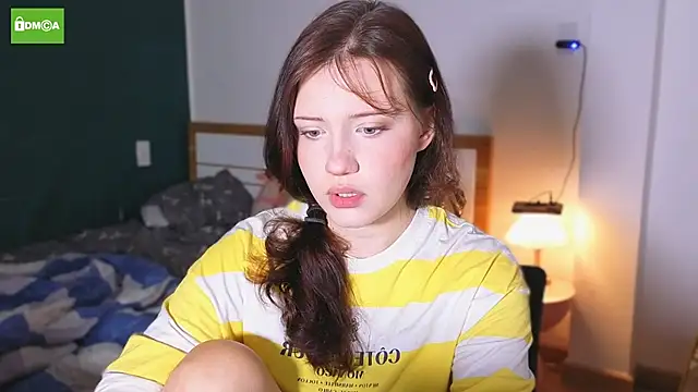 HanahCute online show from 09/24/25, 07:28