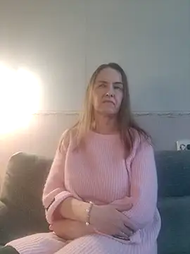 Evelina cute online show from 12/11/24, 12:44