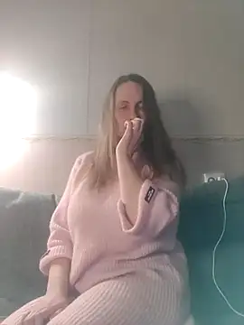 Evelina cute online show from 12/15/24, 03:20