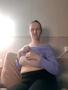 Evelina cute online show from 01/14/25, 08:48