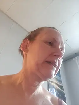 Evelina cute online show from 11/14/25, 08:35