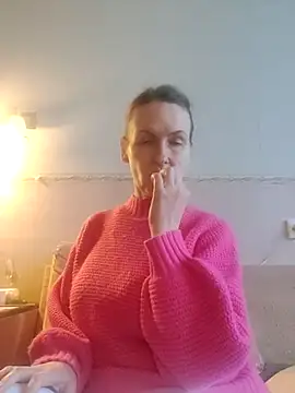 Evelina cute online show from 12/04/25, 09:18