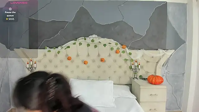 AmberGreyy  online show from 10/31/25, 05:25