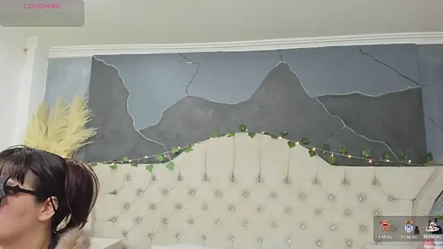 Snapshot of AmberGreyy_ chatting on 01/11/26, 01:16 AmberGreyy online show from 01/11/26, 01:16