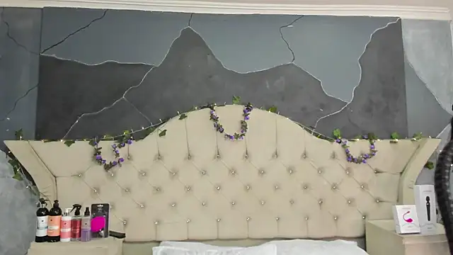 Snapshot of AmberGreyy_ chatting on 02/05/26, 04:55 AmberGreyy online show from 02/05/26, 04:55