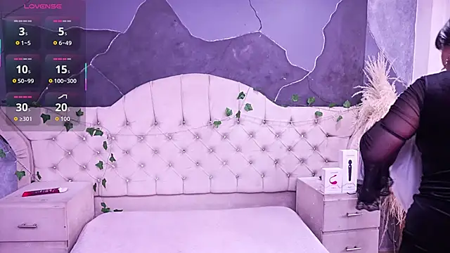 Snapshot of AmberGreyy_ chatting on 02/15/26, 01:41 AmberGreyy online show from 02/15/26, 01:41