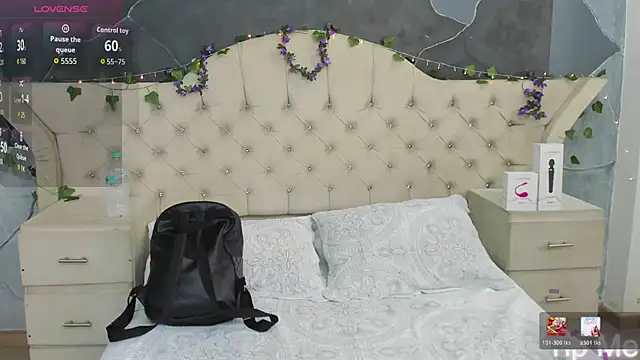 Snapshot of AmberGreyy_ chatting on 02/18/26, 04:58 AmberGreyy online show from 02/18/26, 04:58