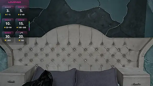 Snapshot of AmberGreyy_ chatting on 02/27/26, 03:23 AmberGreyy online show from 02/27/26, 03:23