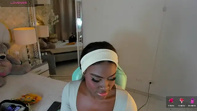 IsabellaBromsS online show from 09/19/25, 10:10