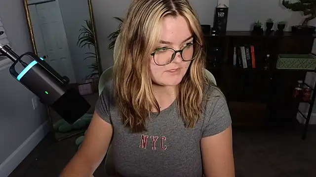 rodeobrii online show from 10/04/25, 02:31