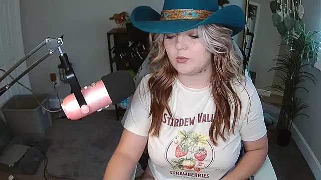 Snapshot of rodeobrii chatting on 05/24/26, 10:04 rodeobrii online show from 05/24/26, 10:04