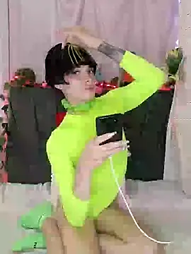 Snapshot of Devilnia9 chatting on 01/24/25, 05:42 Devilnia9 online show from 01/24/25, 05:42