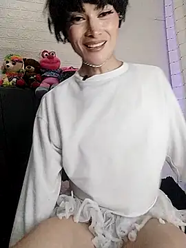 Snapshot of Devilnia9 chatting on 09/24/25, 05:27 Devilnia9 online show from 09/24/25, 05:27