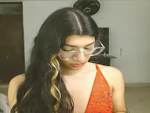 engielphoenis14 online show from 01/15/25, 10:38