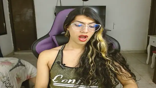 engielphoenis14 online show from 01/29/25, 12:24