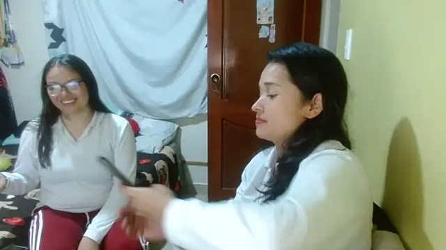 clayre and jill online show from 02/07/26, 03:43